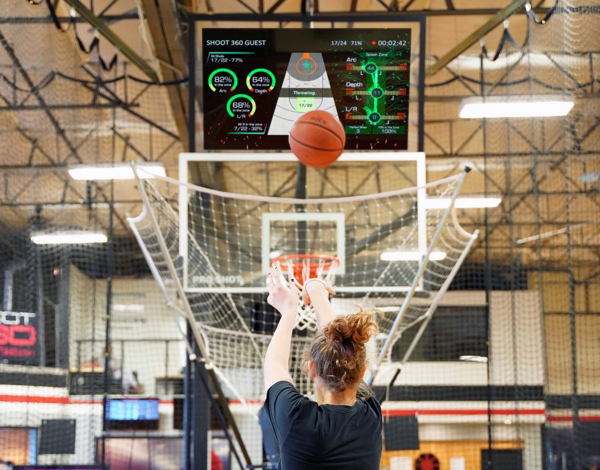 Young player shooting on a Splash Meter court during an evaluation